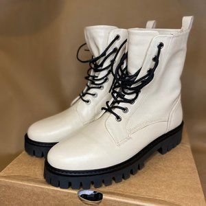 Combat Boots Lace Up Off-White